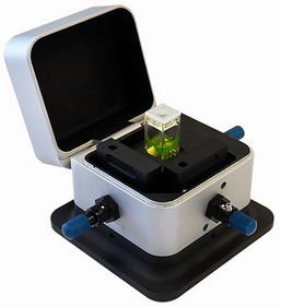 Трехходовой держатель кювет Square One Ocean Insight SQ1-ALL