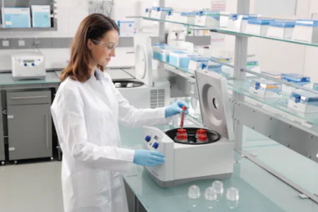 Центрифуга Eppendorf Centrifuge 5702